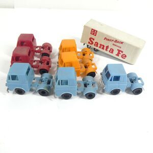 Tyco Semi Tractor Trucks & Santa Fe Piggy Back Trailer Vtg Train Scene HO Scale